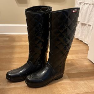 Hunter quilted rain boots. Size 8